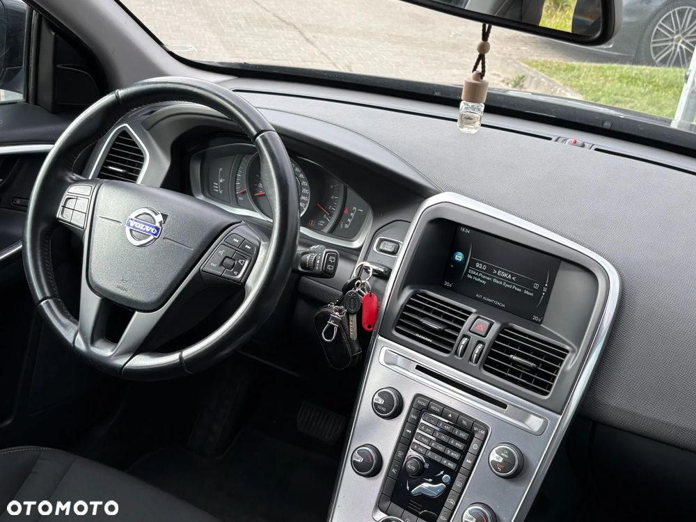 Volvo XC 60 D3 Drive-E Kinetic - 13