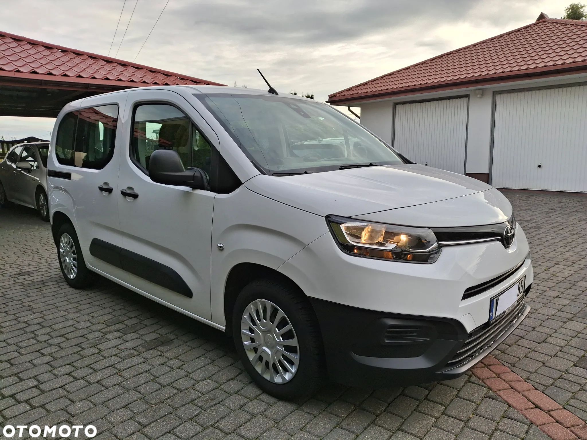 Toyota Proace City Verso 1.5 D-4D Business - 1