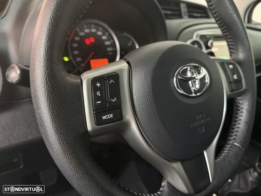 Toyota Yaris 1.4 D-4D Comfort+P.Style - 19