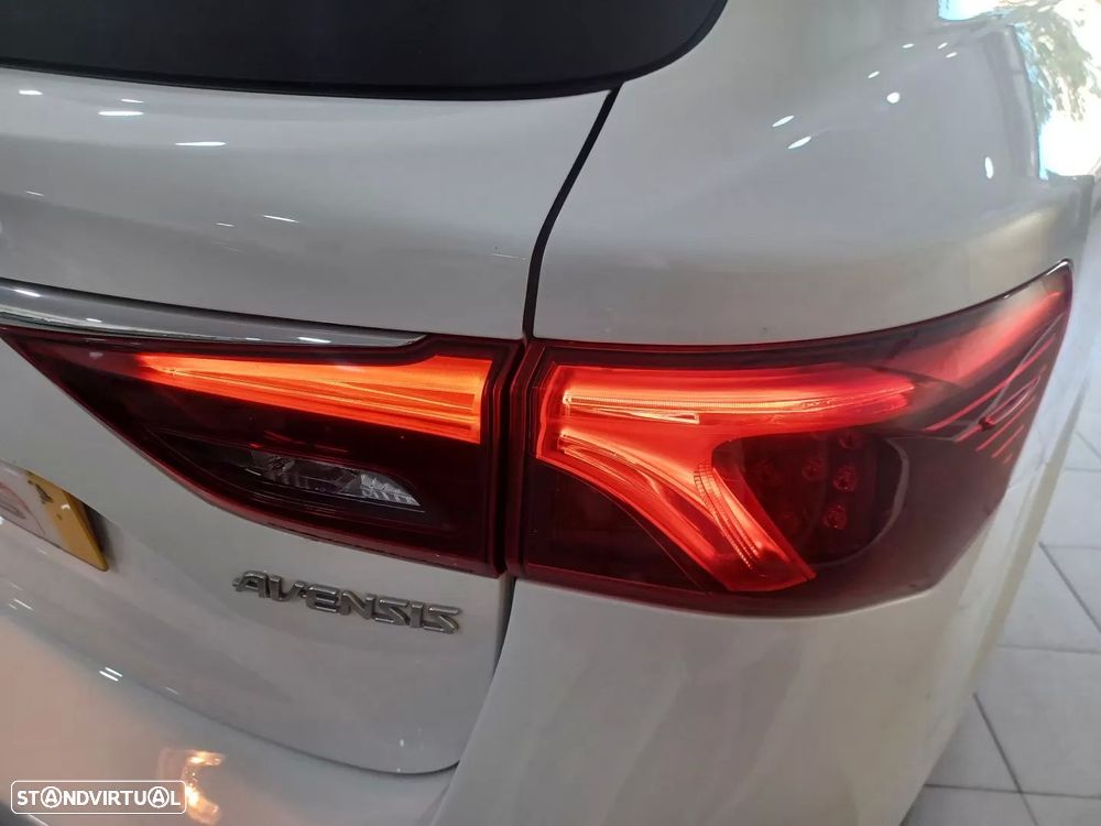 Toyota Avensis Touring Sports 1.6 D-4D Edition-S - 34