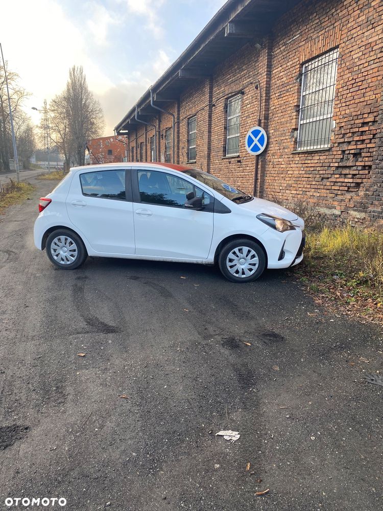 Toyota Yaris 1.5 Active - 25