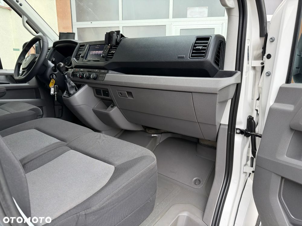 Volkswagen Crafter Doka Brygadówka 7 osób - 23