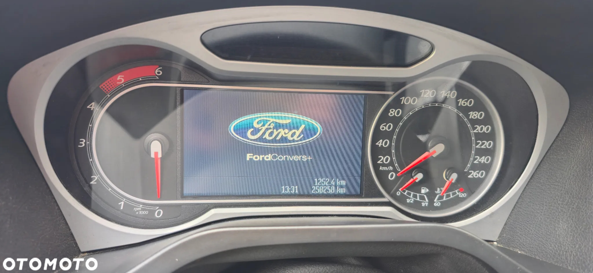 Ford S-Max - 4