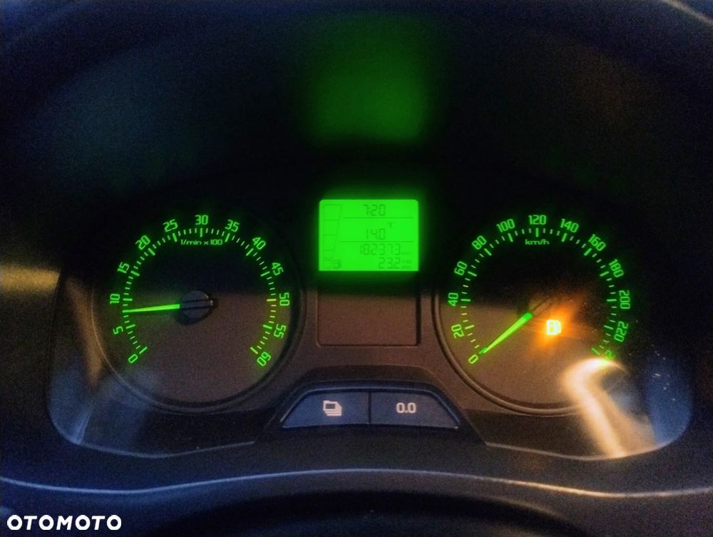 Skoda Fabia 1.6 TDI DPF Active Plus - 13
