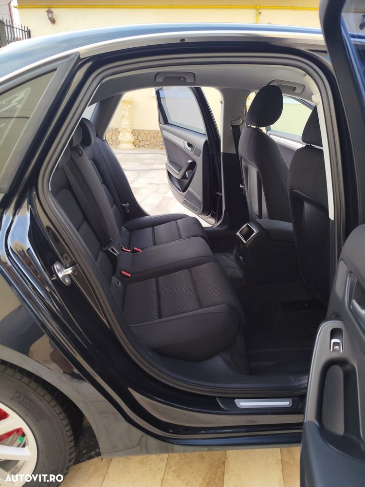 Audi A4 Limuzina - 10