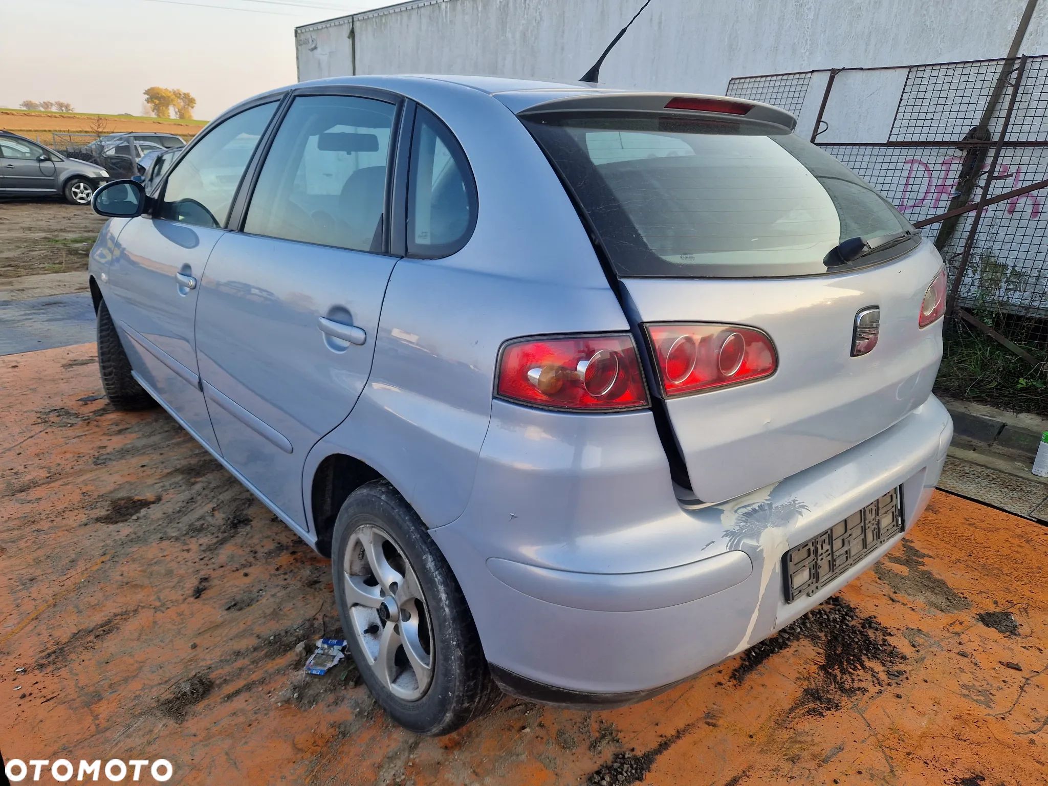 Seat IBIZA III 6L 2002-2006 Silnik 1.2 AZQ 64KM/47kW LS5T na części drzwi klapa zderzak - 1