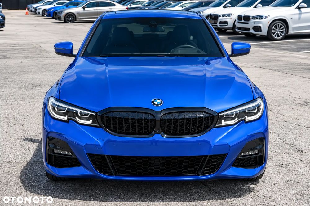 BMW Seria 3 330i M Sport - 2