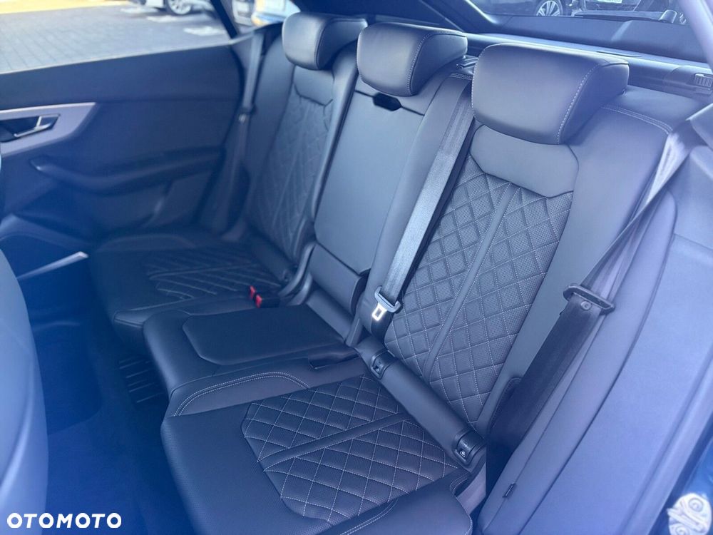 Audi SQ8 TFSI Quattro Tiptronic - 13