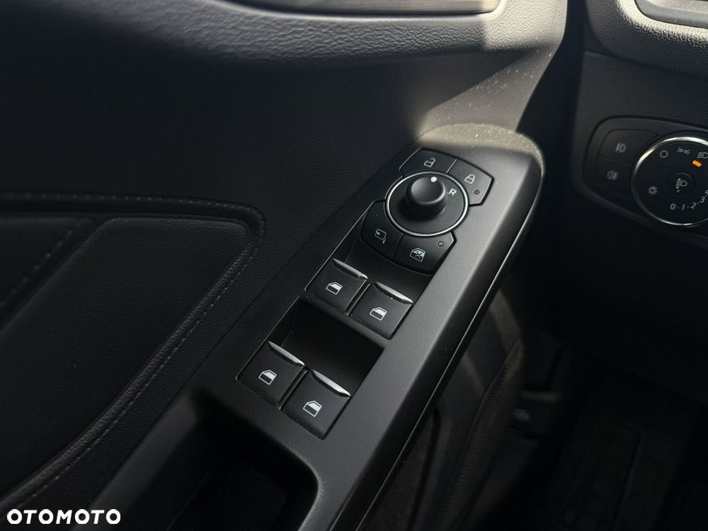 Ford Focus 1.0 EcoBoost Titanium X - 31