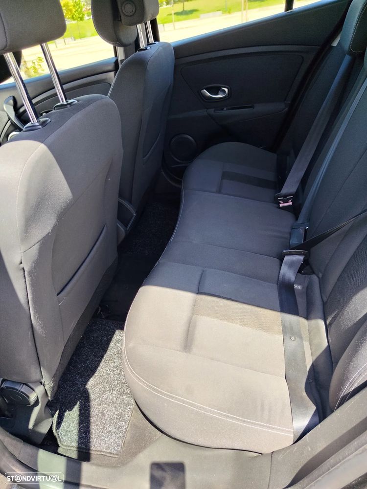 Renault Mégane 1.5 dCi Confort - 7