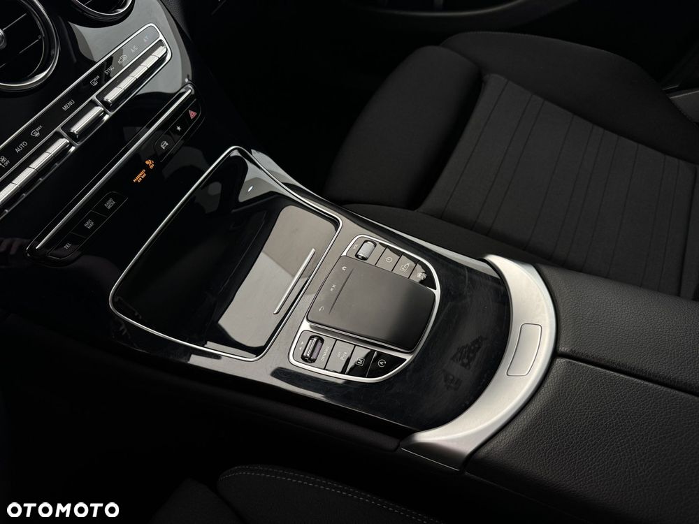 Mercedes-Benz GLC 200 d 4-Matic - 25
