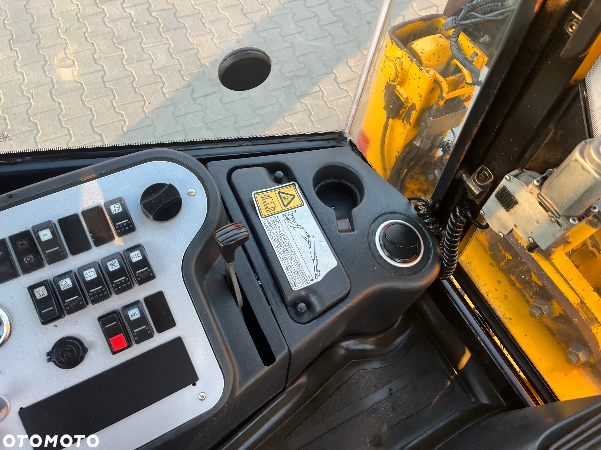 JCB 2CX - 31