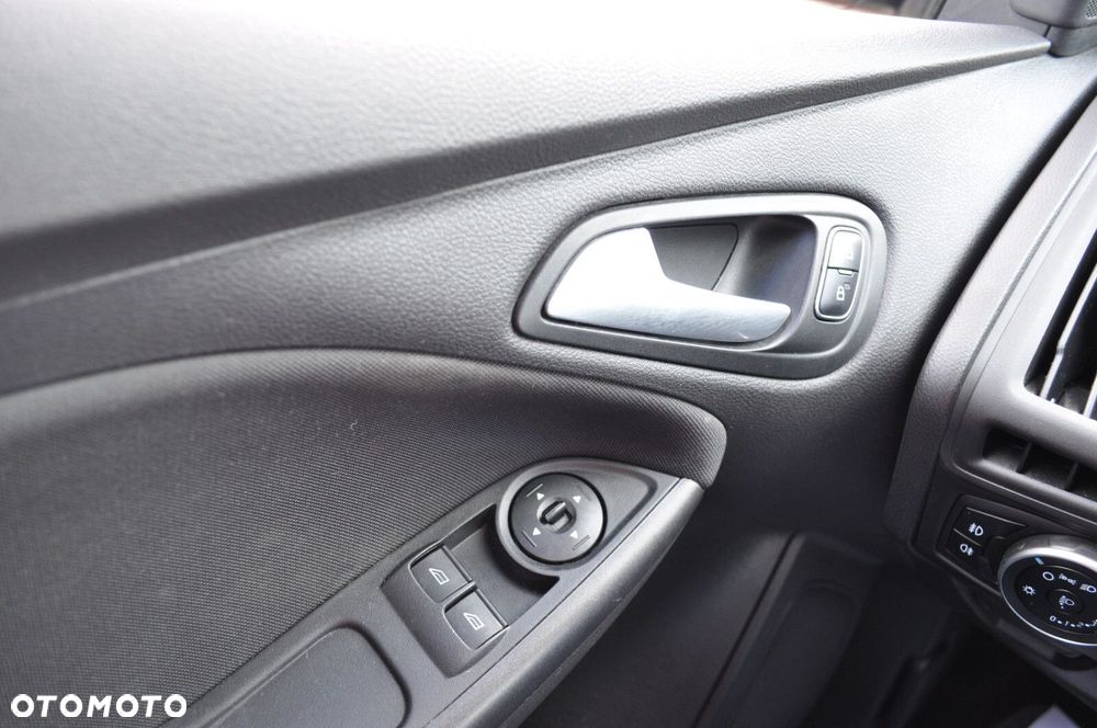 Ford Focus - 15