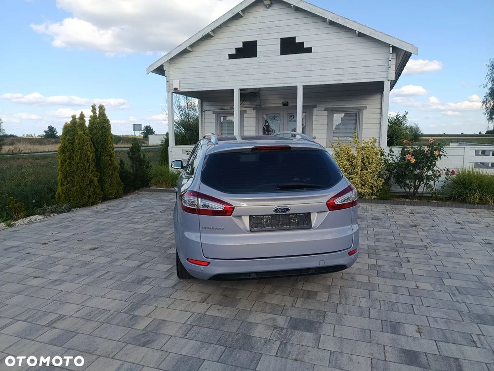 Ford Mondeo 2.0 TDCi Titanium - 21