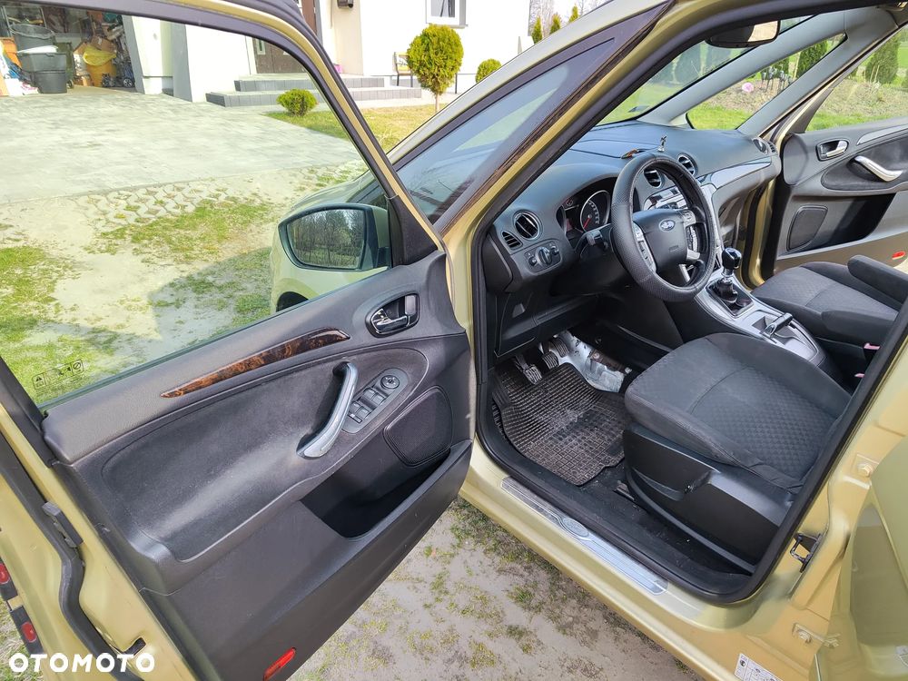 Ford Galaxy 2.0 TDCi Ghia - 5