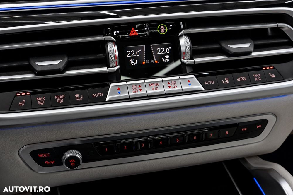 BMW X6 xDrive40d AT MHEV - 38