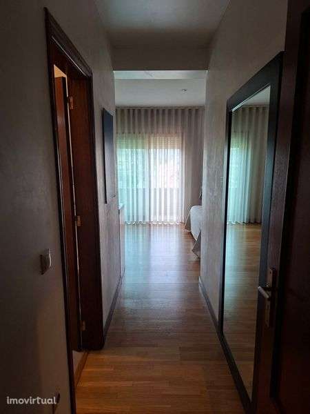Apartamento T3 com garagem - Grande imagem: 2/8