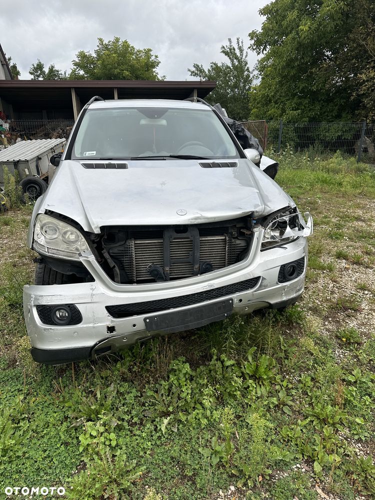 Mercedes-Benz ML - 1