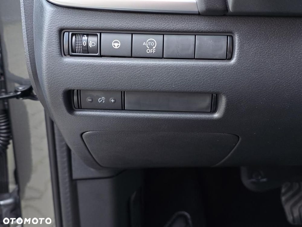 Nissan Qashqai 1.3 DIG-T mHEV N-Connecta Xtronic - 15