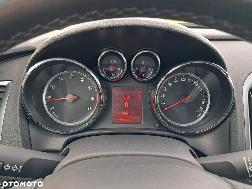 Opel Astra 1.6 Business - 12