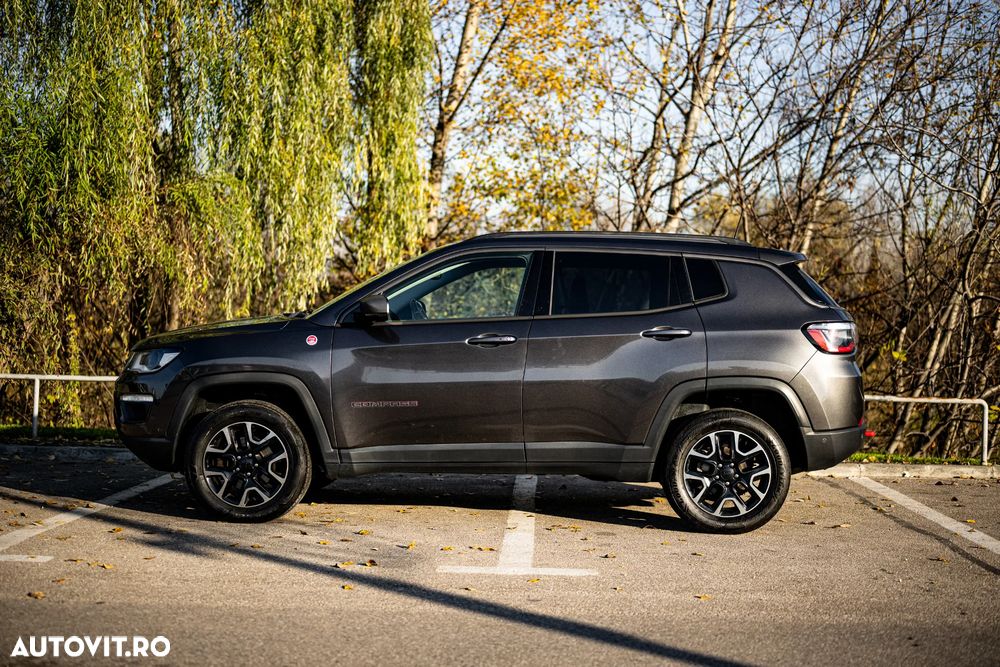 Jeep Compass 2.0 M-Jet 4x4 AT9 Low Trailhawk - 2
