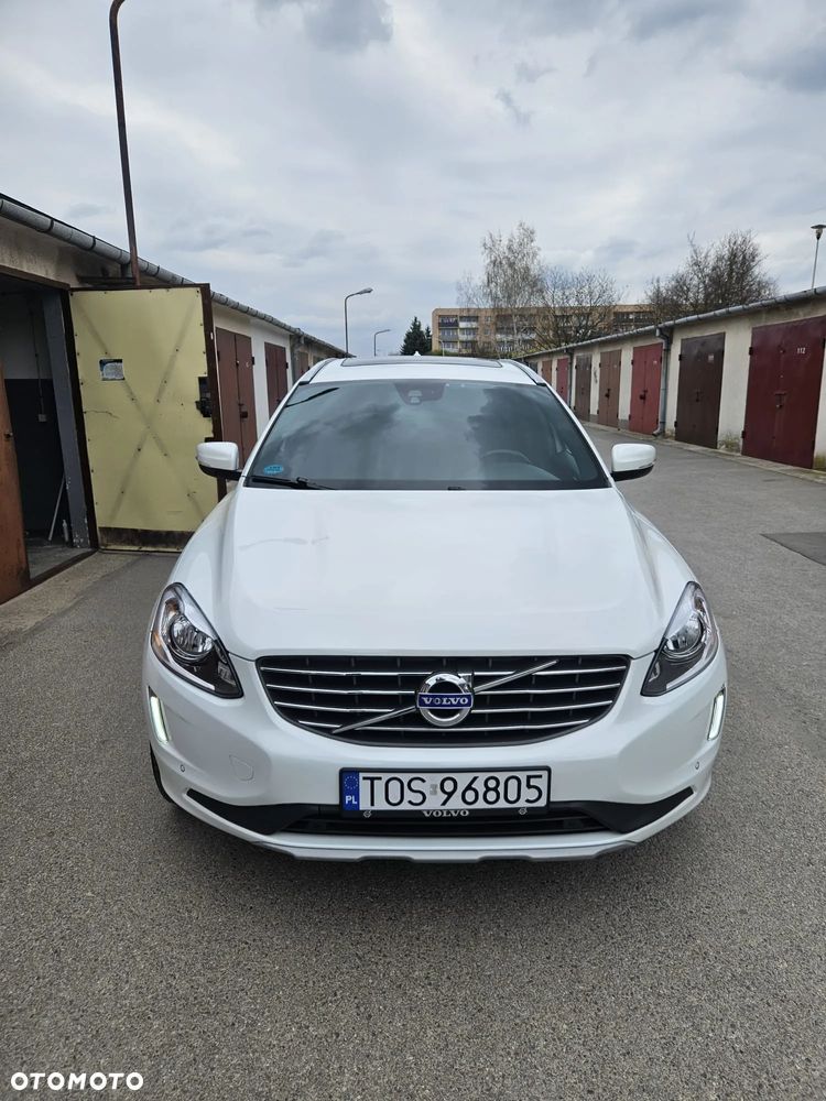 Volvo XC 60 T6 AWD Geartronic Summum - 1