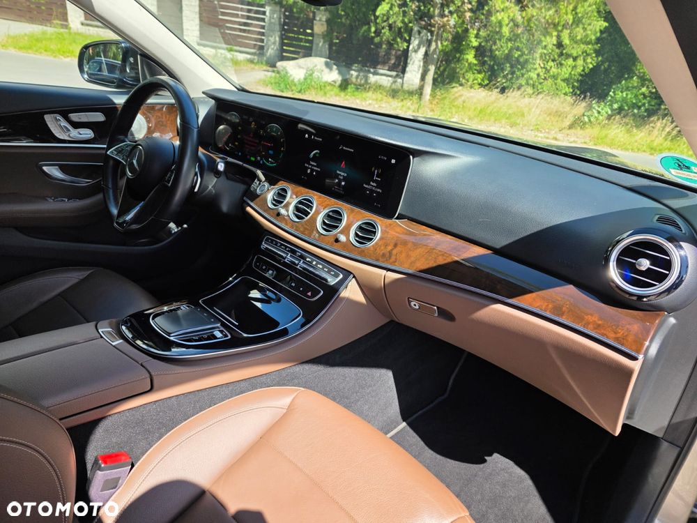 Mercedes-Benz Klasa E 350e 9G-TRONIC Exclusive - 25