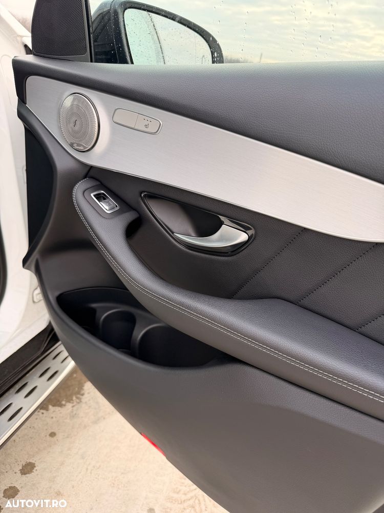 Mercedes-Benz GLC Coupe 200 d 4Matic 9G-TRONIC AMG Line Plus - 4