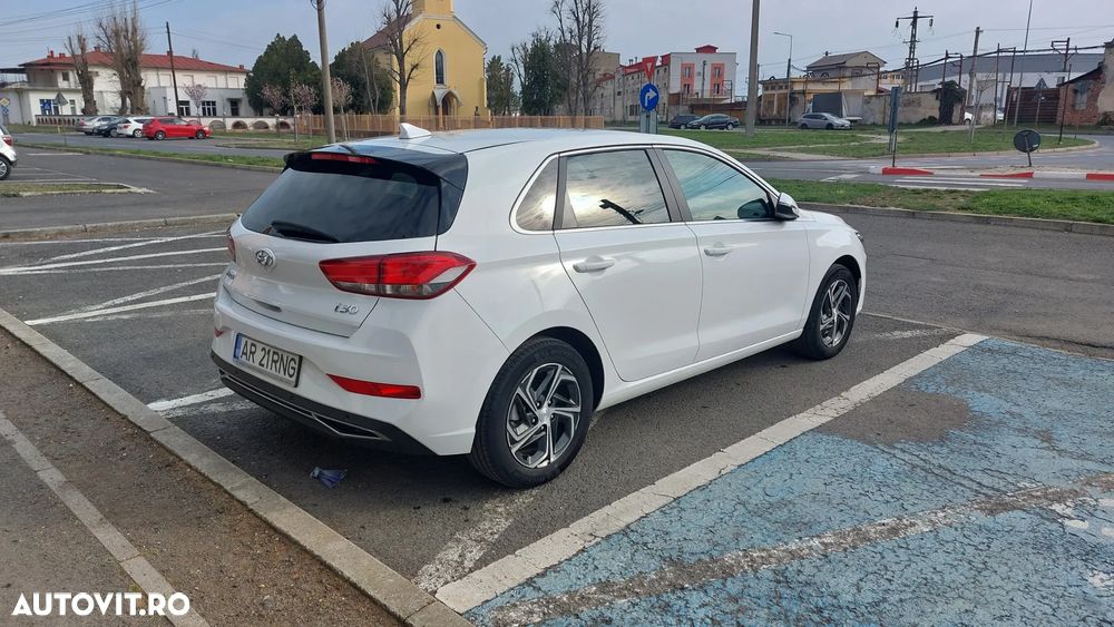 Hyundai i30 1.5 110CP 5DR M/T Highway - 4