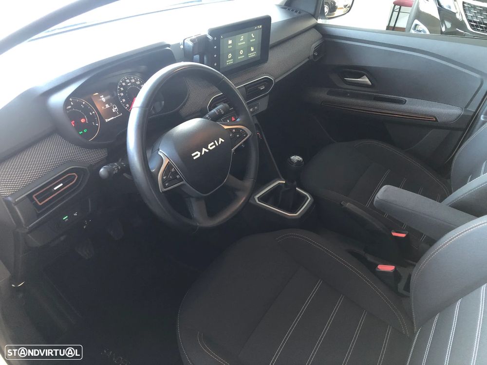 Dacia Sandero - 10