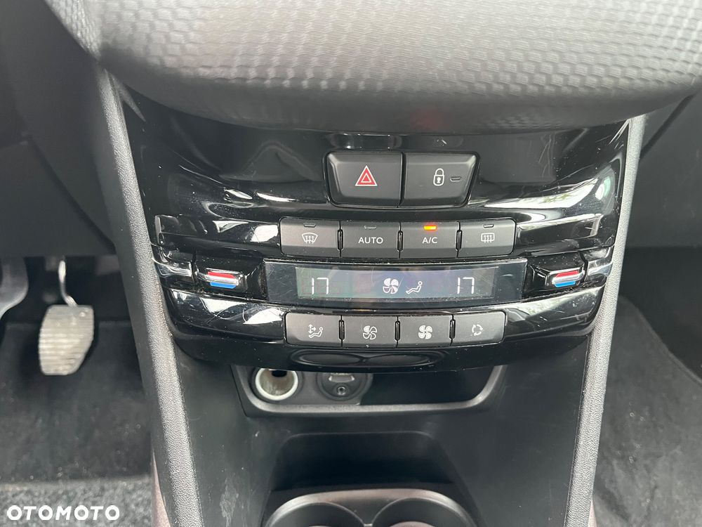 Peugeot 2008 Blue-HDi FAP 100 STOP & START Style - 10