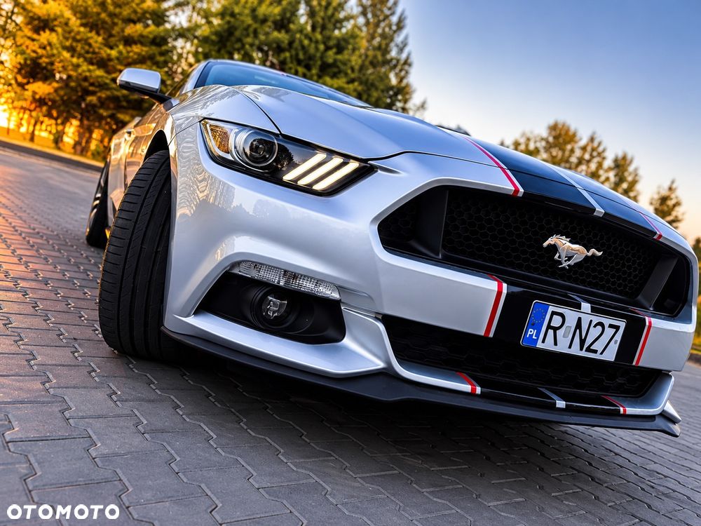 Ford Mustang - 23