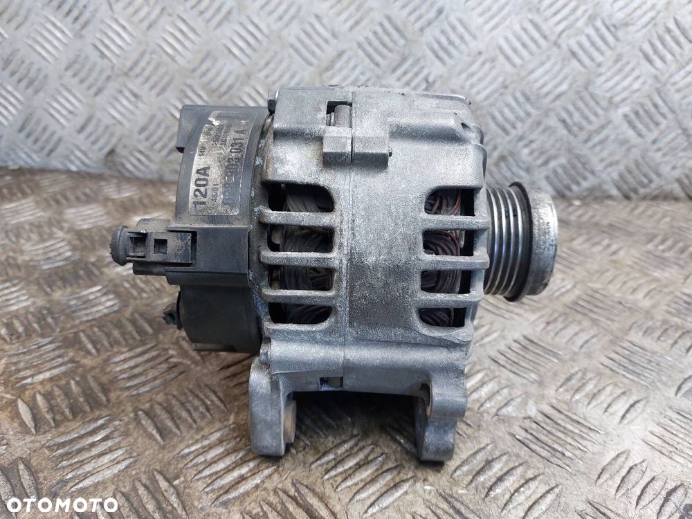 ALTERNATOR VOLKSWAGEN PASSAT B5 1.9 TDI 028903031A - 2