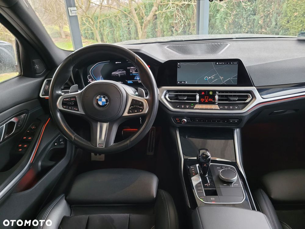 BMW Seria 3 330e - 14