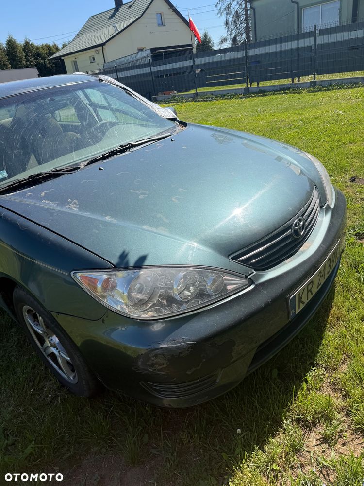Toyota Camry 2.4 SE - 16