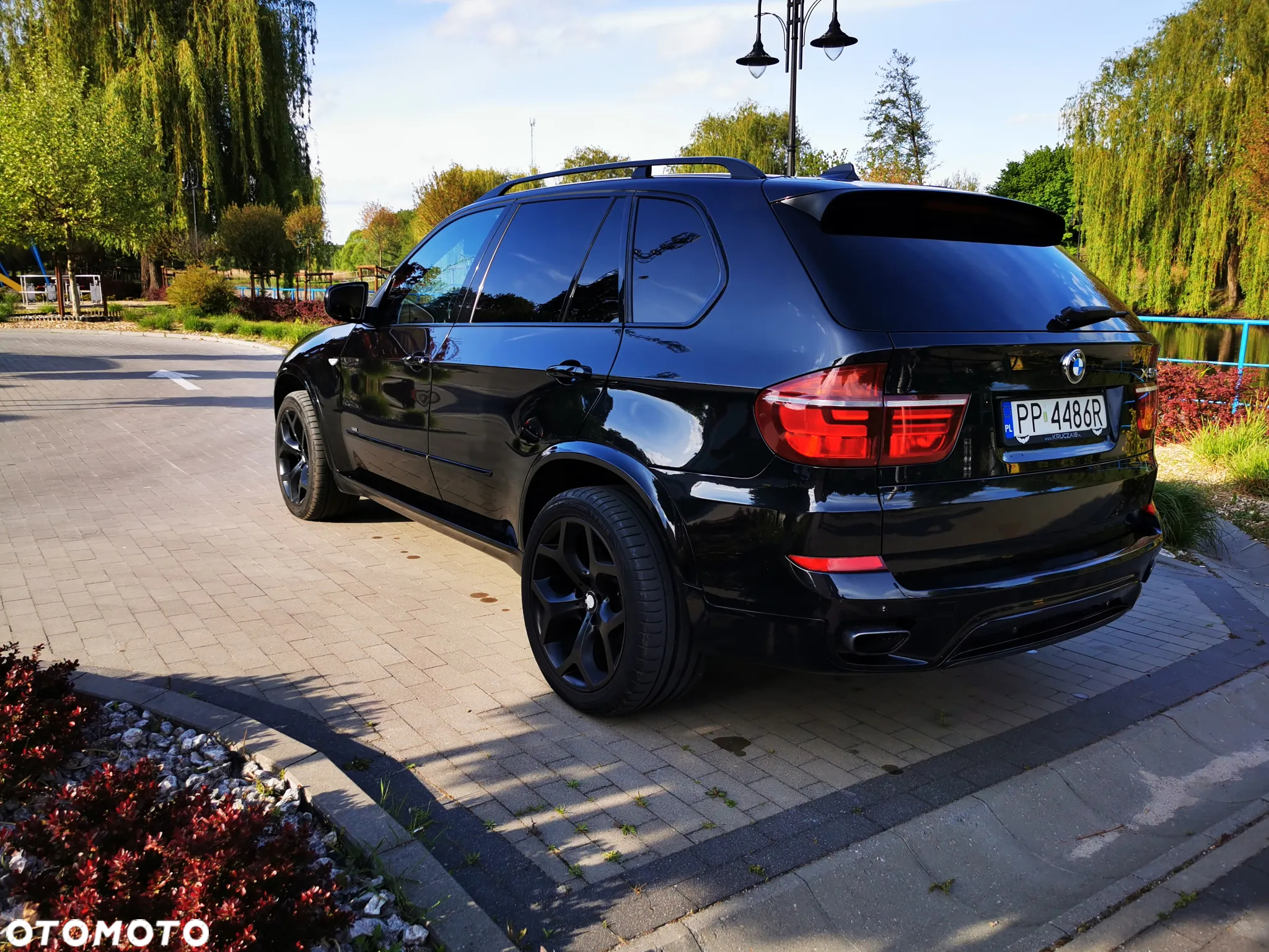 BMW X5 5.0i xDrive - 10