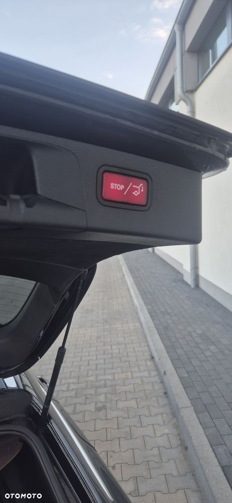 Mercedes-Benz Klasa E - 9