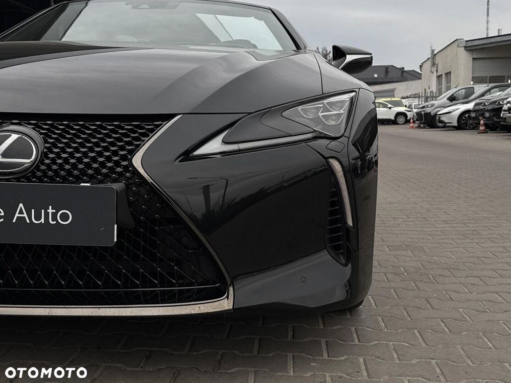 Lexus LC 500 Hokkaido - 12