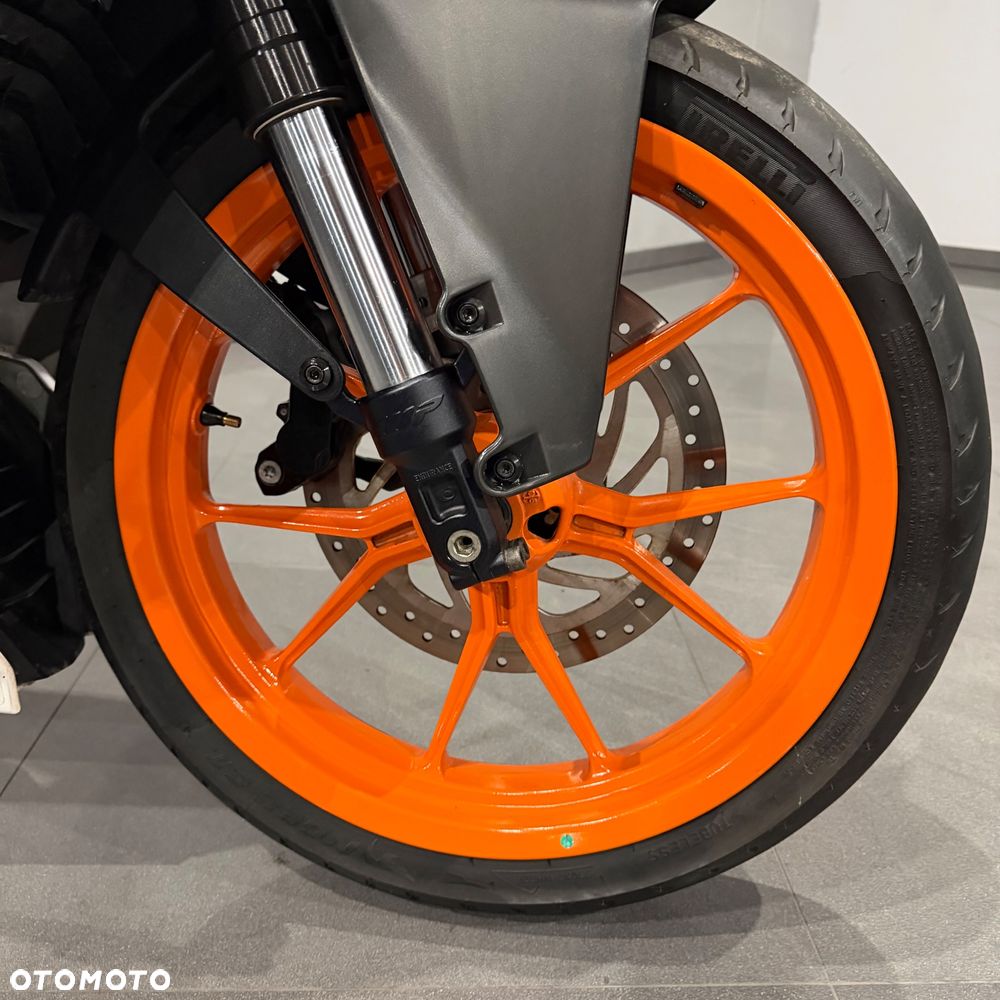 KTM RC 125 - 7
