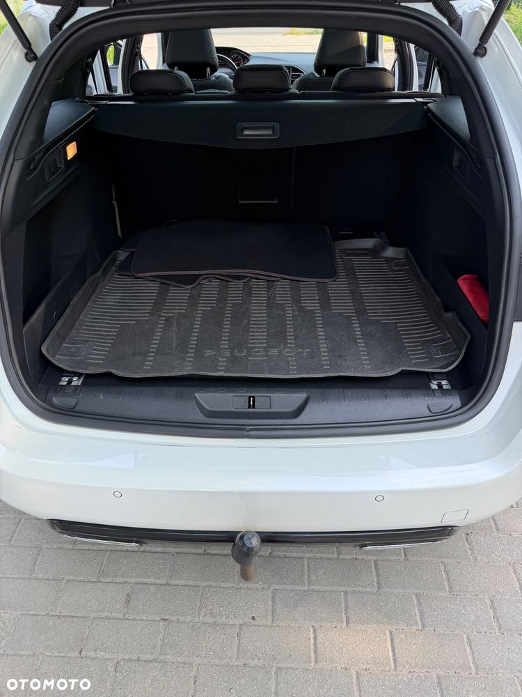 Peugeot 308 - 23