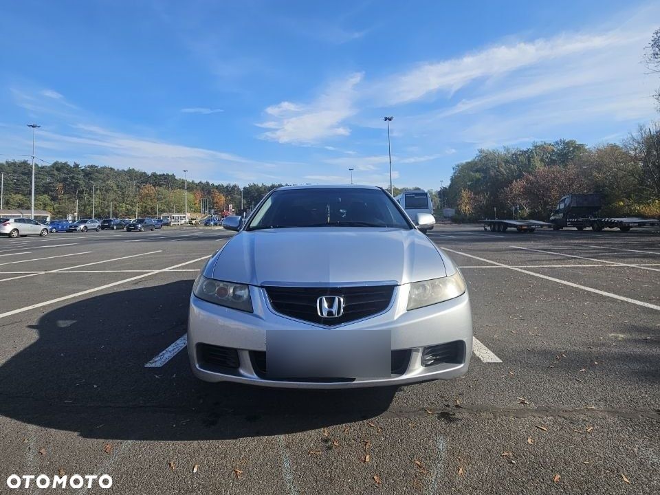 Honda Accord 2003 photo 2
