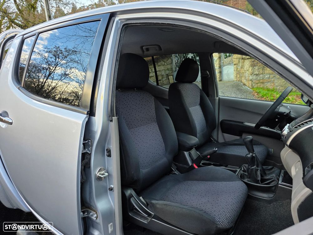 Mitsubishi L200 2.5 TD St Sport Full Box - 16