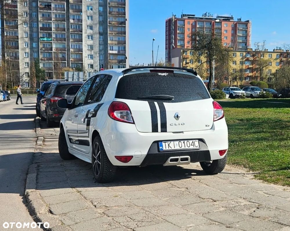 Renault Clio 1.5 dCi Alize - 6