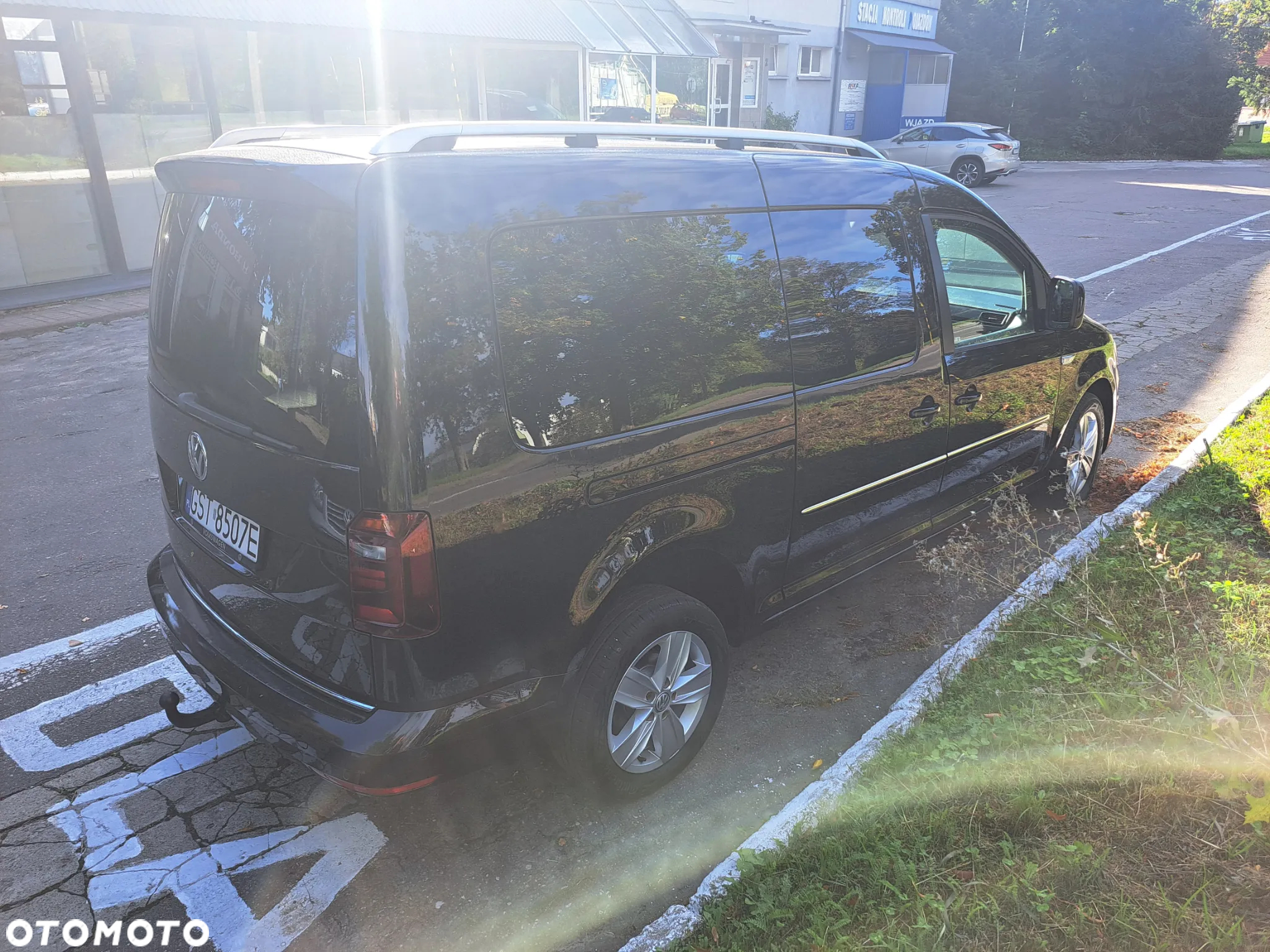 Volkswagen Caddy 2.0 TDI (7-Si.) DSG 4MOTION Maxi Highline - 4