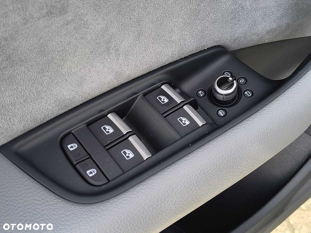 Audi Q7 50 TDI mHEV Quattro S Line Tiptr - 15