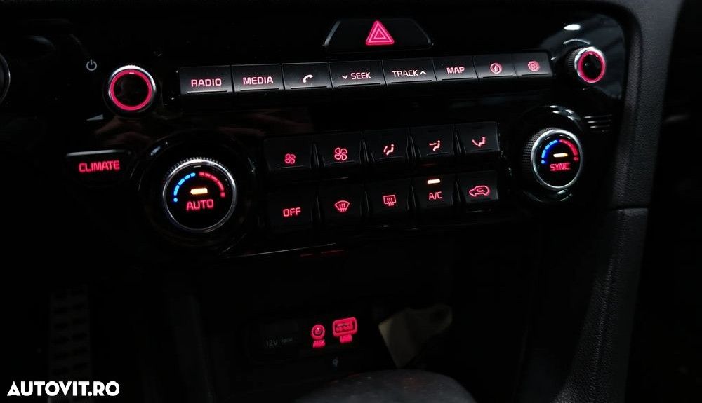 Kia Sportage 1.7 CRDI 2WD ISG Aut. GT Line - 18