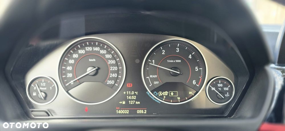 BMW Seria 3 318d DPF Edition Sport - 15