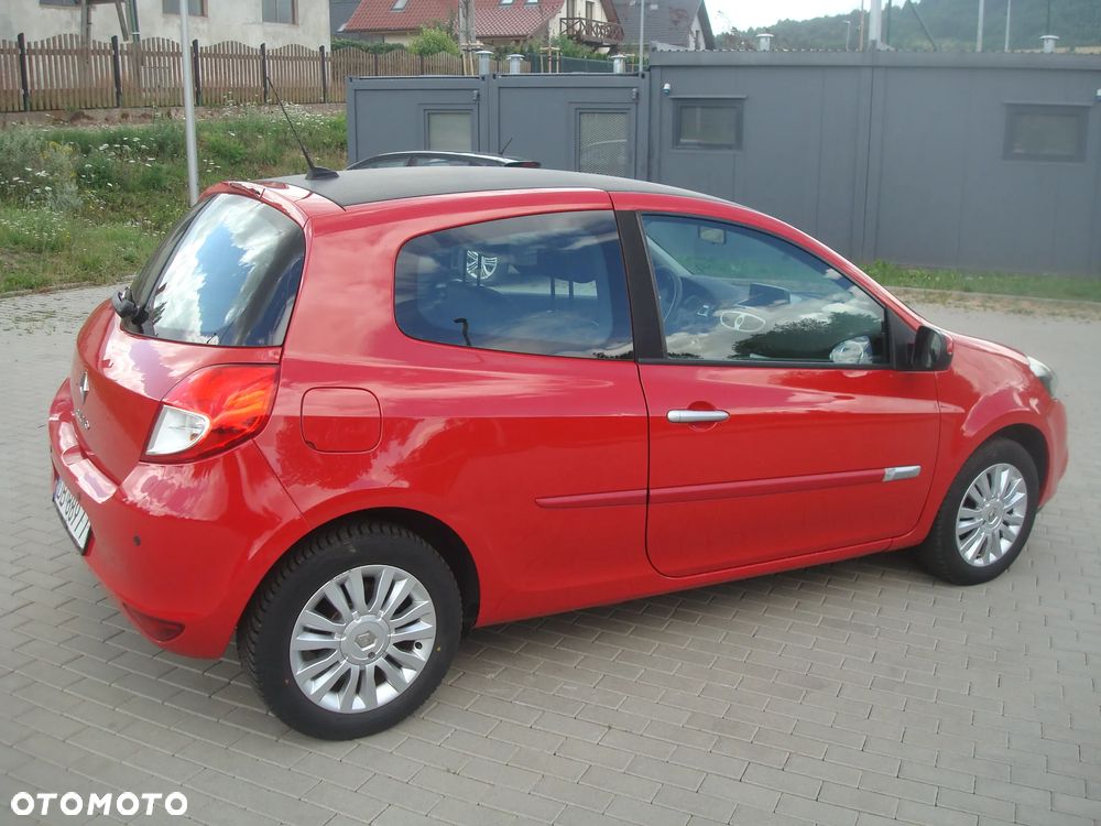 Renault Clio 1.5 dCi Extreme - 21