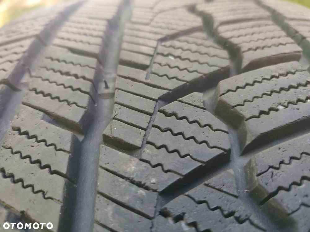 Opony zimowe 205/55 R16 Zeetex -2023r - 3