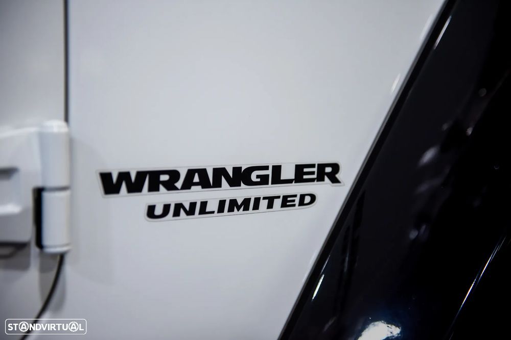 Jeep Wrangler Unlimited 2.8 CRD ATX Sahara Adventure Edition - 15